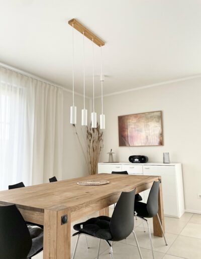 Wohn- Essbereich mit Zugang zum Garten