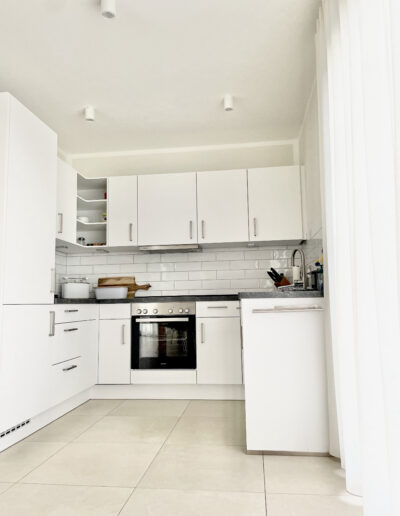 Küche im offenen Wohn- Essbereich